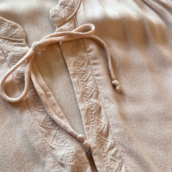 ASTR The Label Embroidered Cream Lace Detail Top Flowy Blouse - Picture 12 of 16